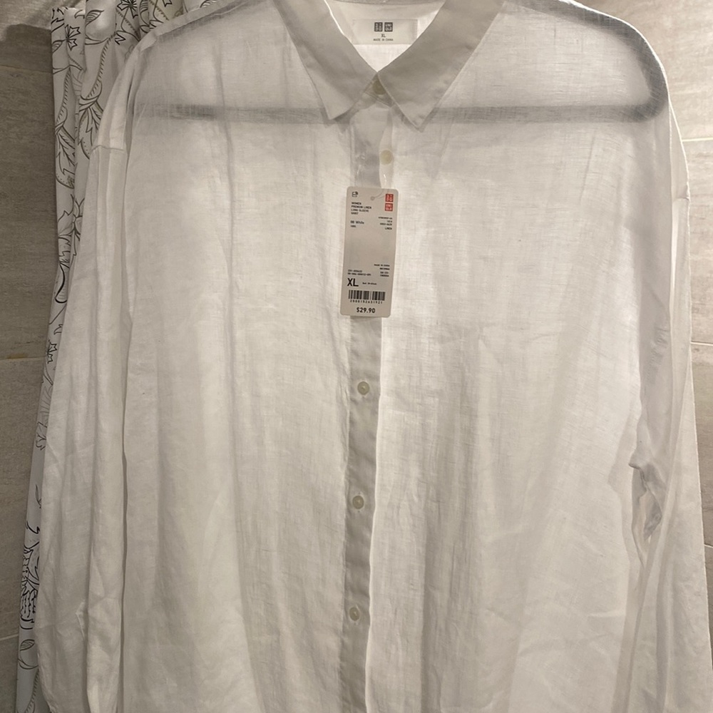 NWT Uniqlo Linen Button Up